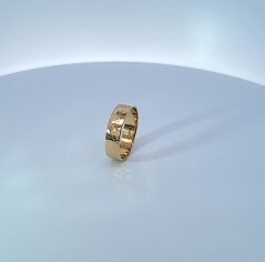 טבעת נישואין זהב ריקועים - 